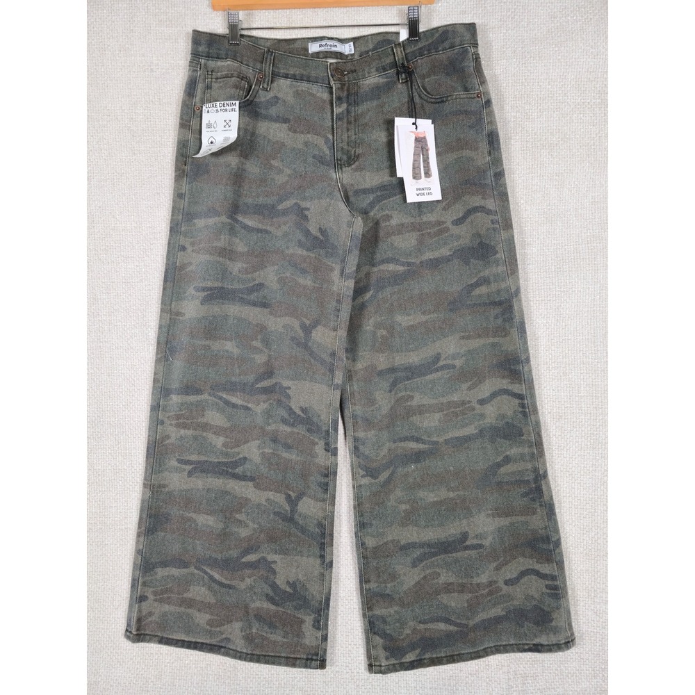 NWT Refrain Women's Camouflage Print Wide‎ Leg Jeans 13/31